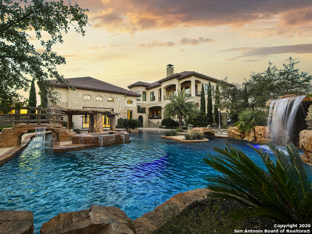 8 Villers St Paul San Antonio TX 78257
