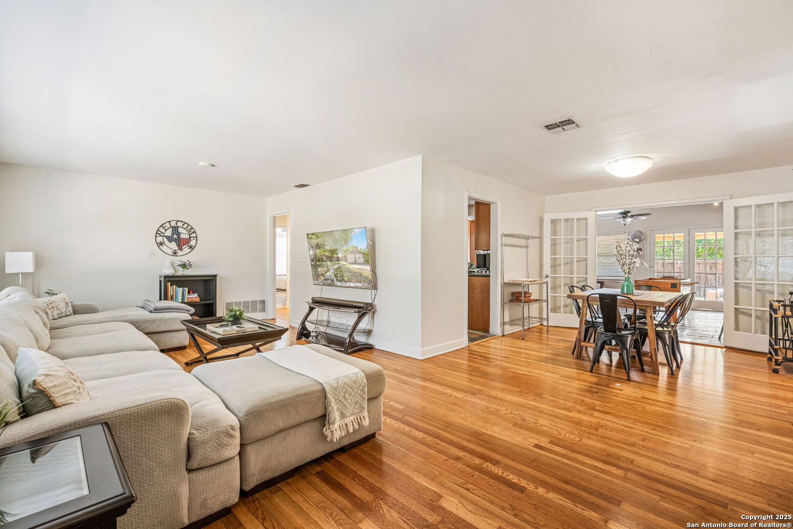 122 Brees San Antonio TX 78209