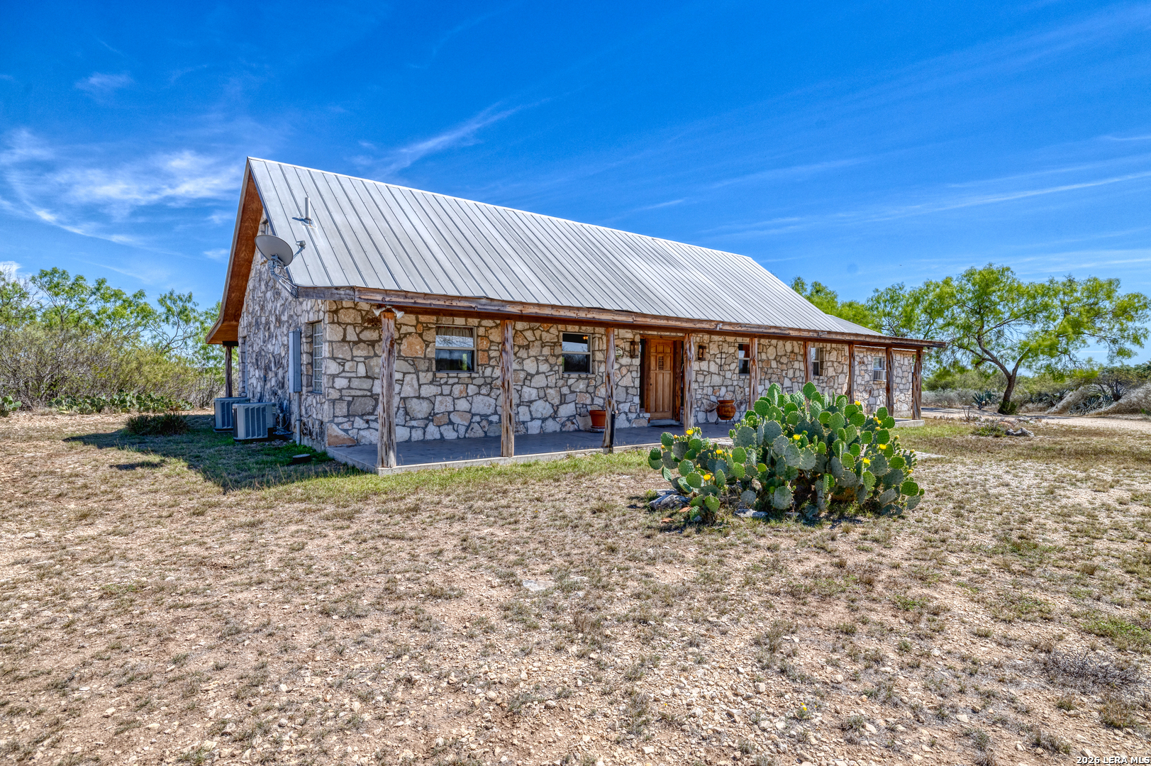 2292 County Road 400 Uvalde TX 78801