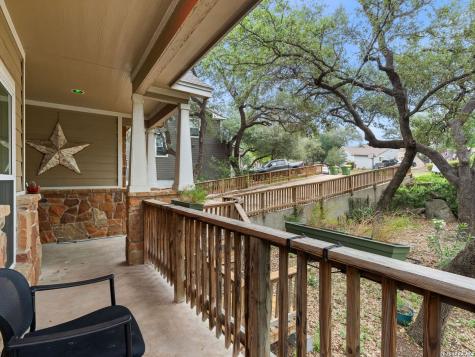 703 Stable Glen Drive San Antonio TX 78245