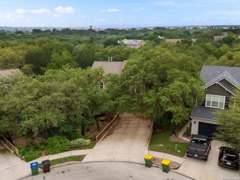 703 Stable Glen Drive San Antonio TX 78245
