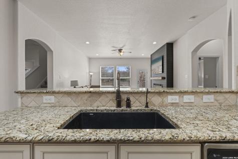 221 Ludwig Drive Boerne TX 78006
