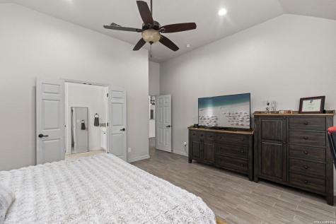 221 Ludwig Drive Boerne TX 78006