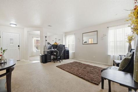 87 Booker Palm San Antonio TX 78239