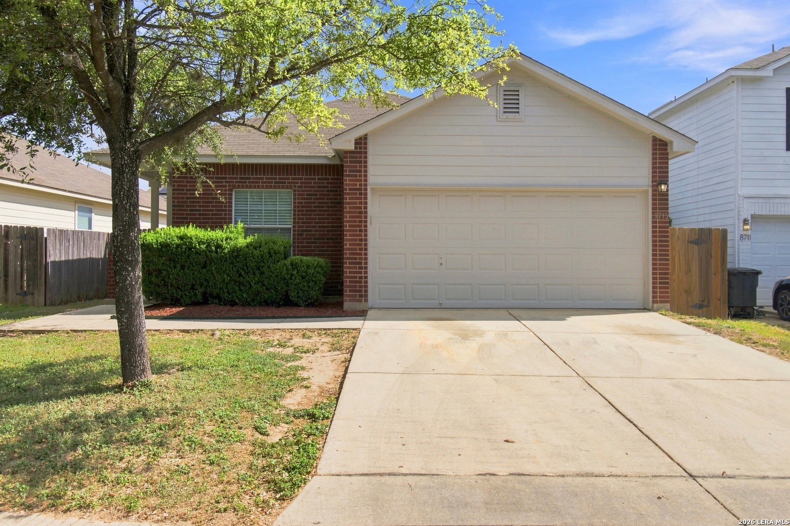 8715 Laguna Rio San Antonio TX 78251
