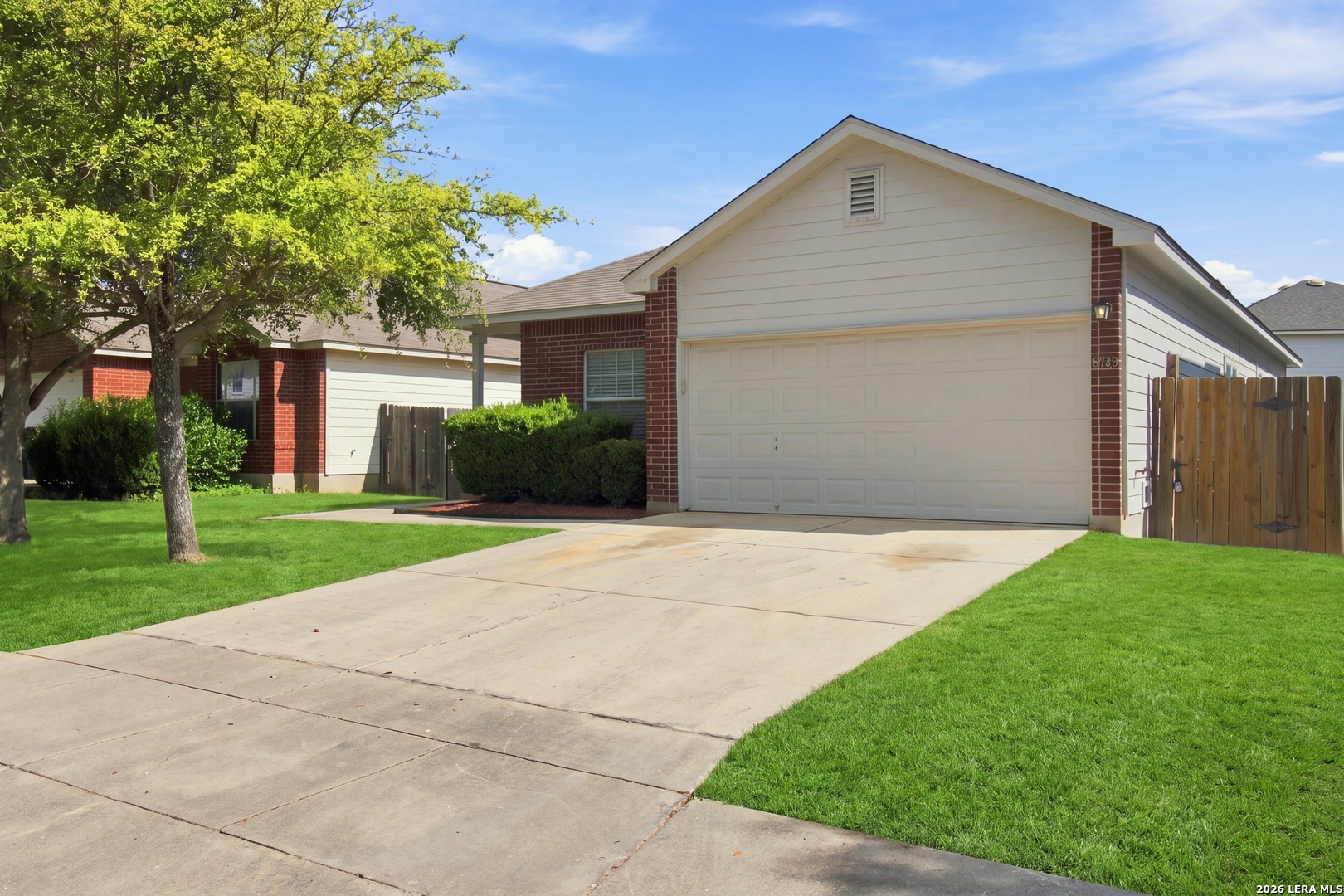 8715 Laguna Rio San Antonio TX 78251