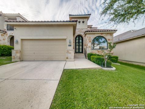 4022 Calle De Cobre San Antonio TX 78257