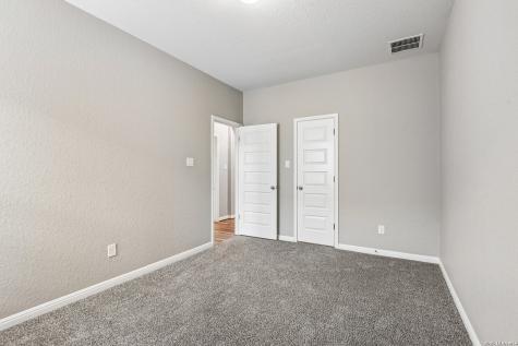 4927 Ranahan Pass St.hedwig TX 78152