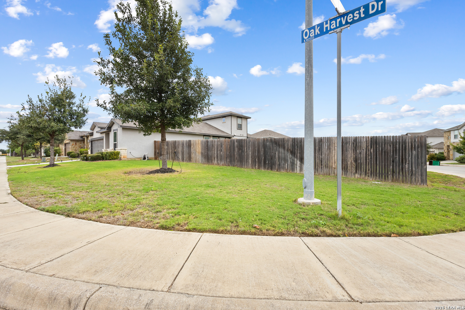 8214 Oak Harvest San Antonio TX 78254