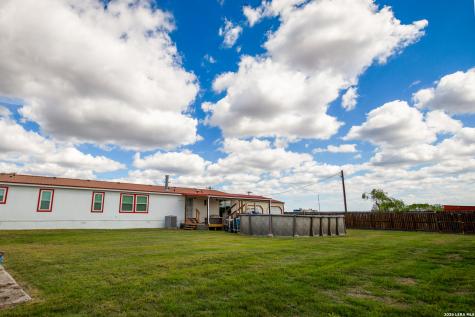 126 County Road 613 Skidmore TX 78389