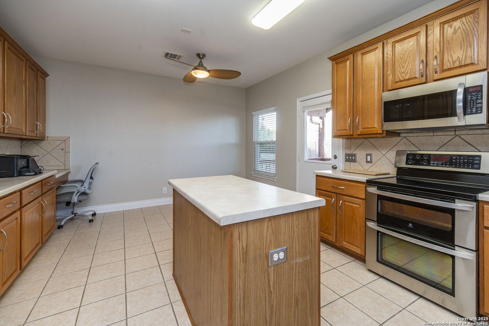 2243 Sunderidge San Antonio TX 78260