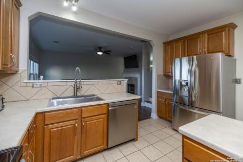 2243 Sunderidge San Antonio TX 78260