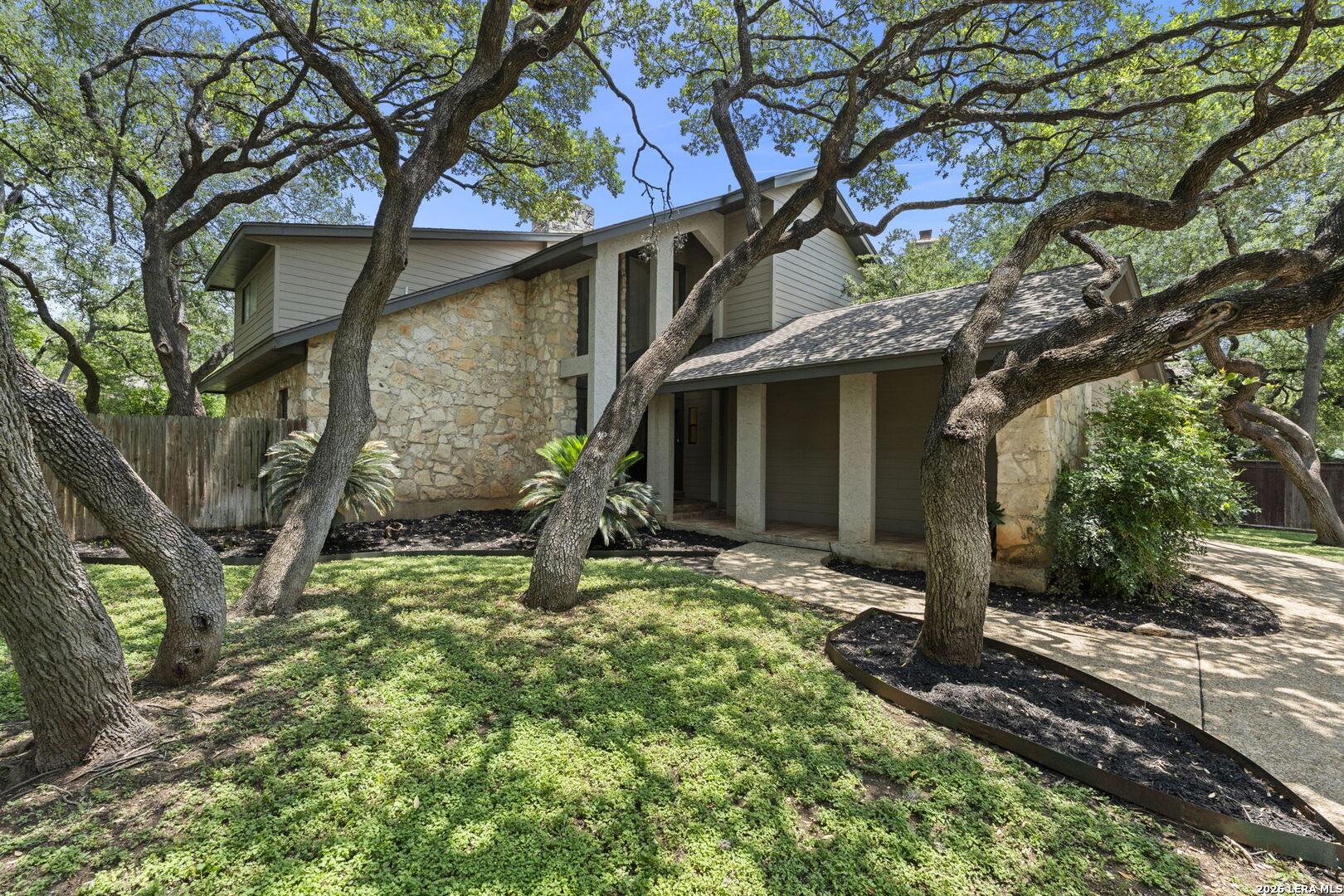 415 Woodway Forest Drive San Antonio TX 78216