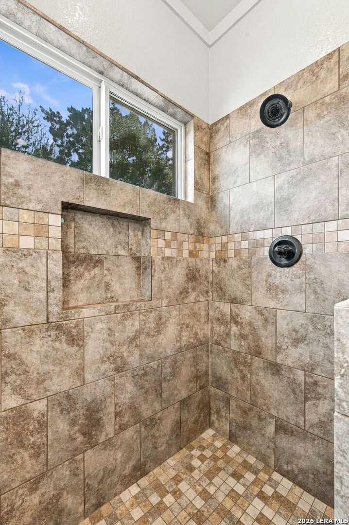 1655 Rocky Ridge Loop Canyon Lake TX 78133
