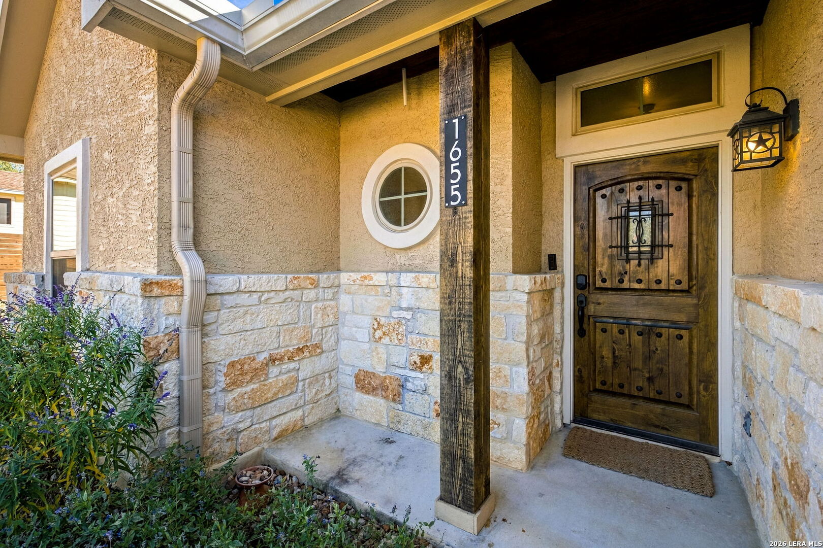 1655 Rocky Ridge Loop Canyon Lake TX 78133