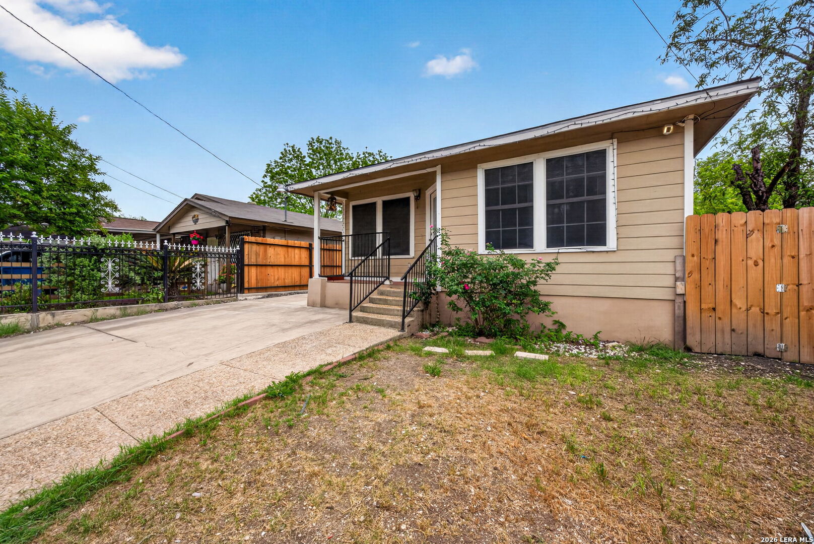 1354 Fenfield Avenue San Antonio TX 78211