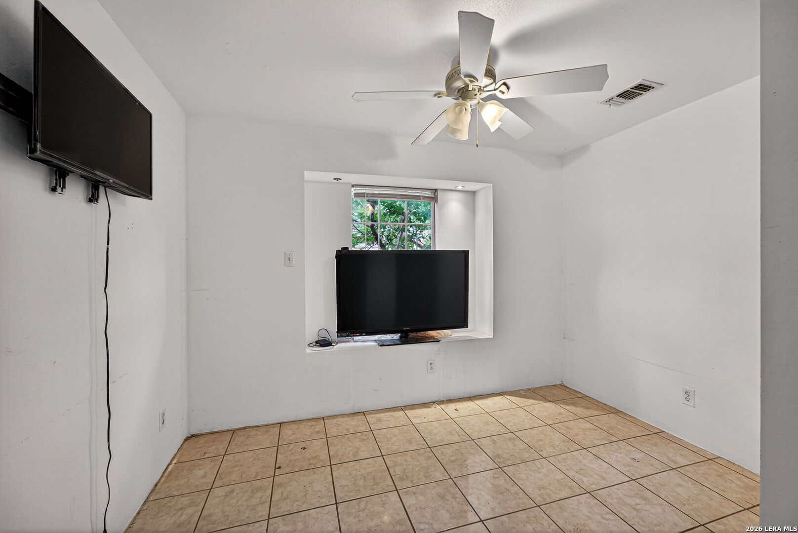 1354 Fenfield Avenue San Antonio TX 78211