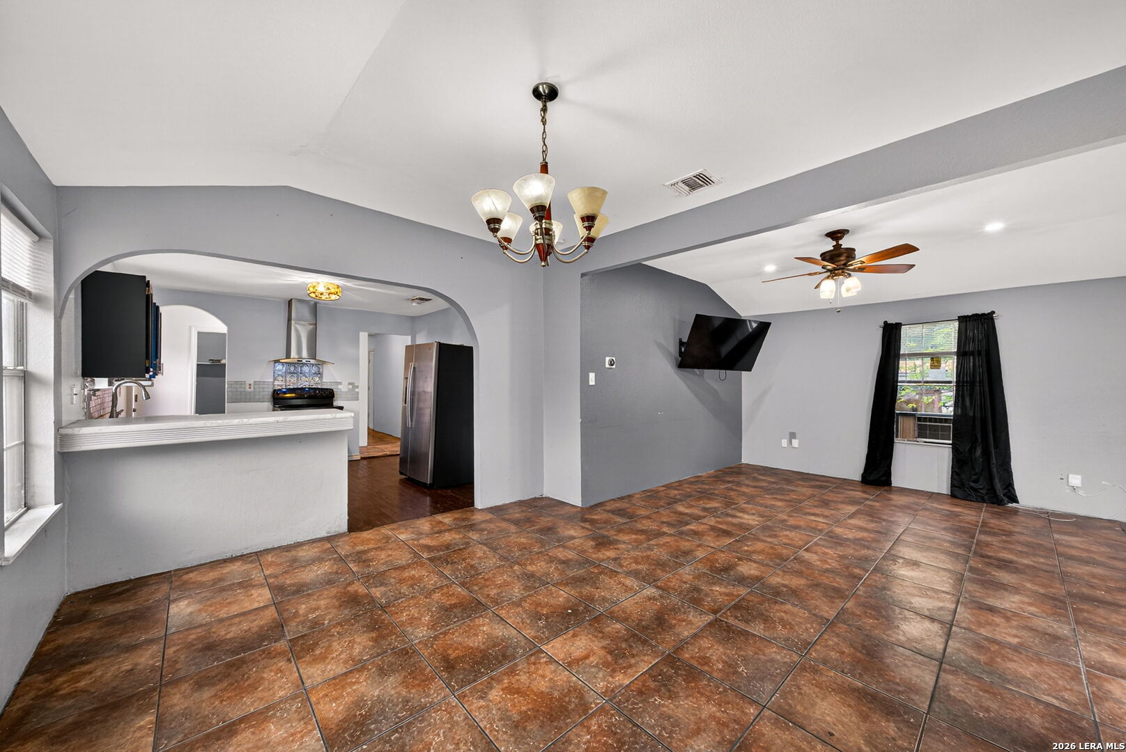 1354 Fenfield Avenue San Antonio TX 78211