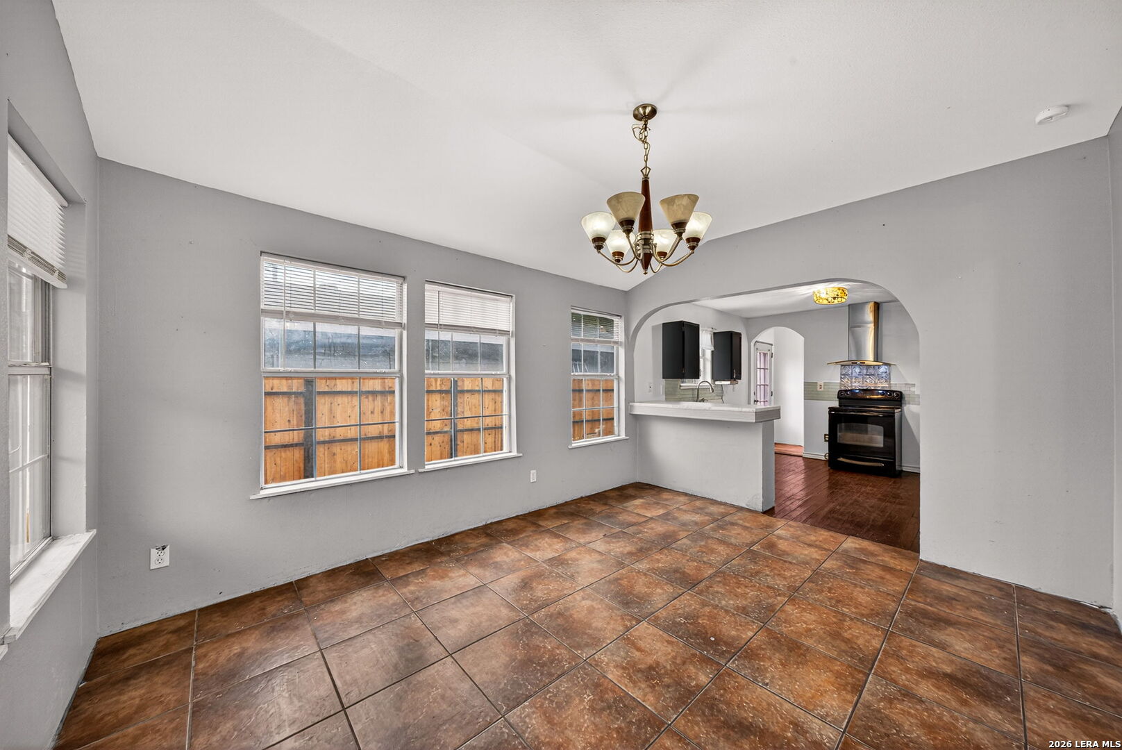 1354 Fenfield Avenue San Antonio TX 78211
