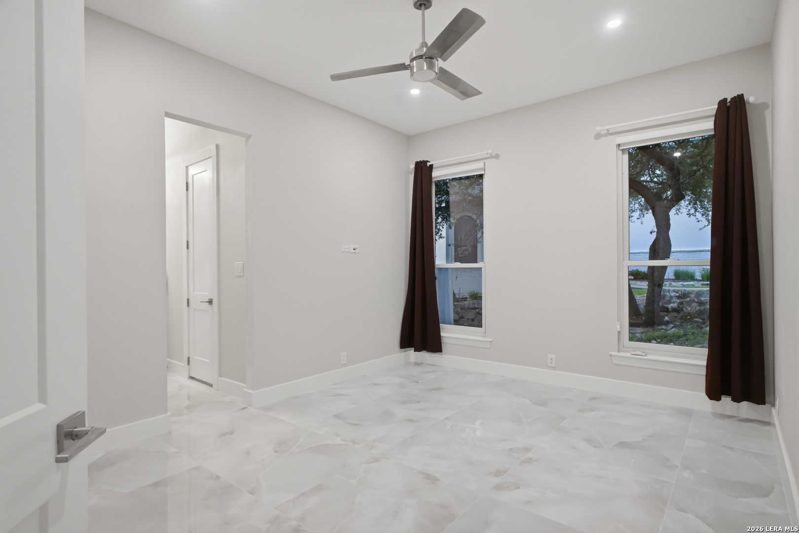 1942 Far Niente San Antonio TX 78258