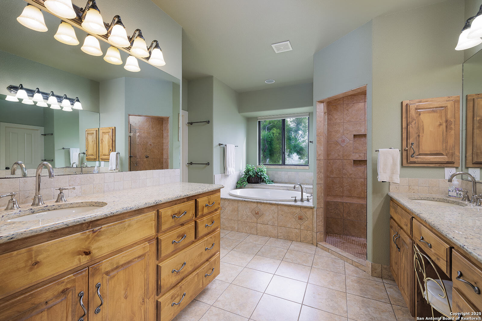 137A Spanish Pass Boerne TX 78006