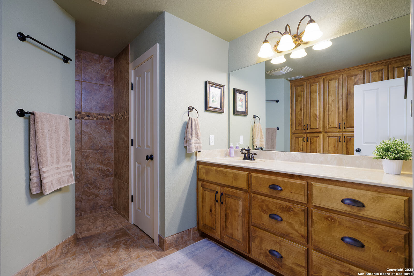 137A Spanish Pass Boerne TX 78006