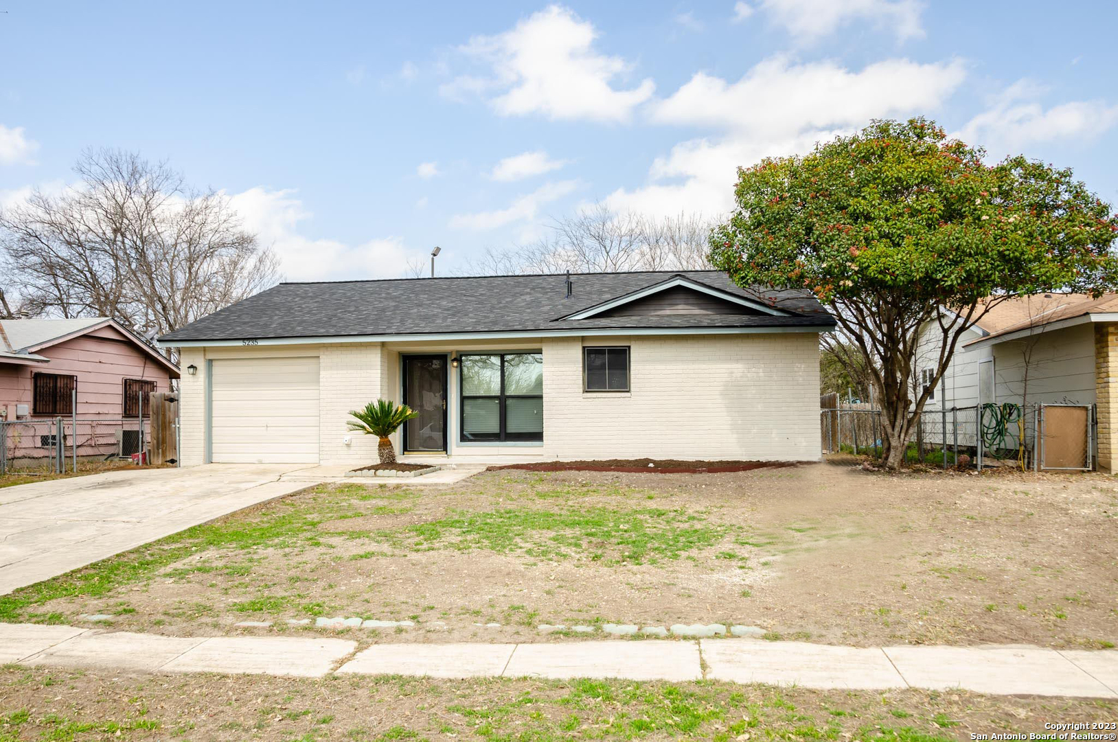 5235 Woodbrook San Antonio TX 78218