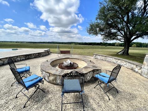 1543 Cr 215 Bertram TX 78605