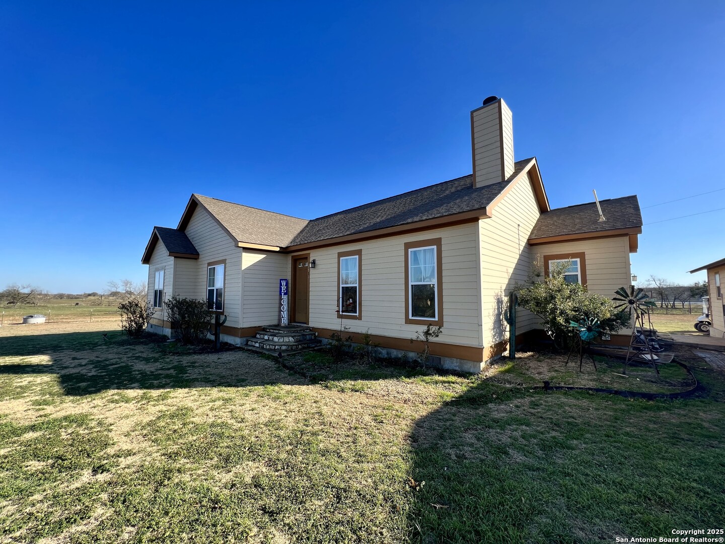 1543 Cr 215 Bertram TX 78605