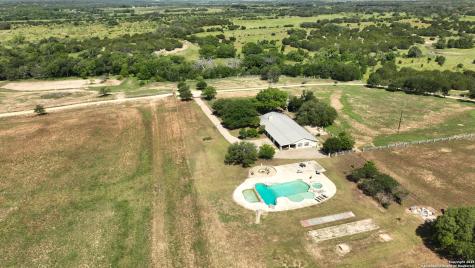 1543 Cr 215 Bertram TX 78605