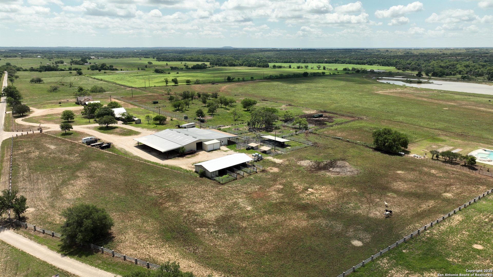 1543 Cr 215 Bertram TX 78605