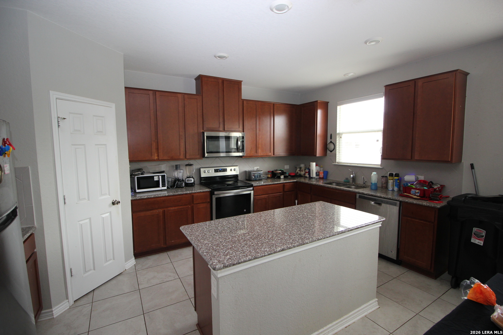 109 Anchor Bluff Universal City TX 78148