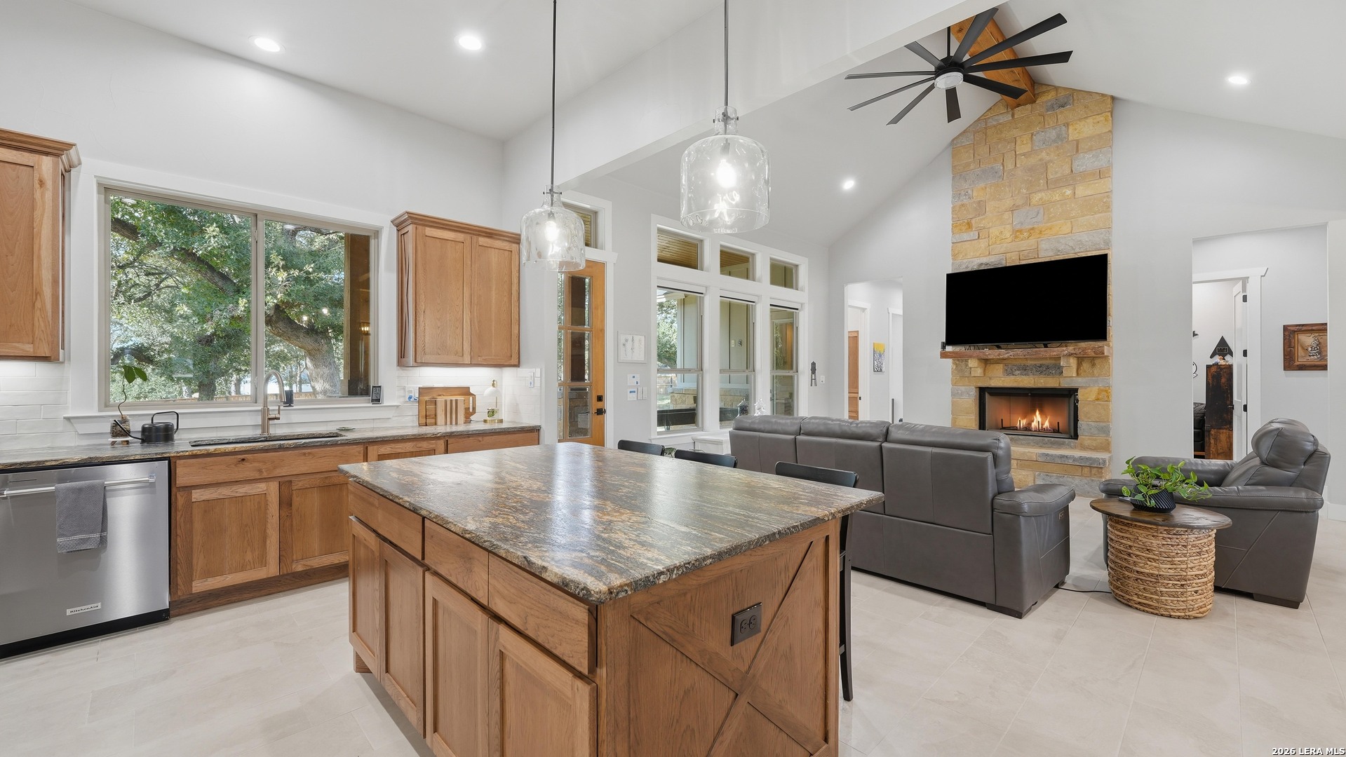 113 Hondo Vista La Vernia TX 78121