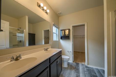 318 Kotara Canyon San Antonio TX 78260