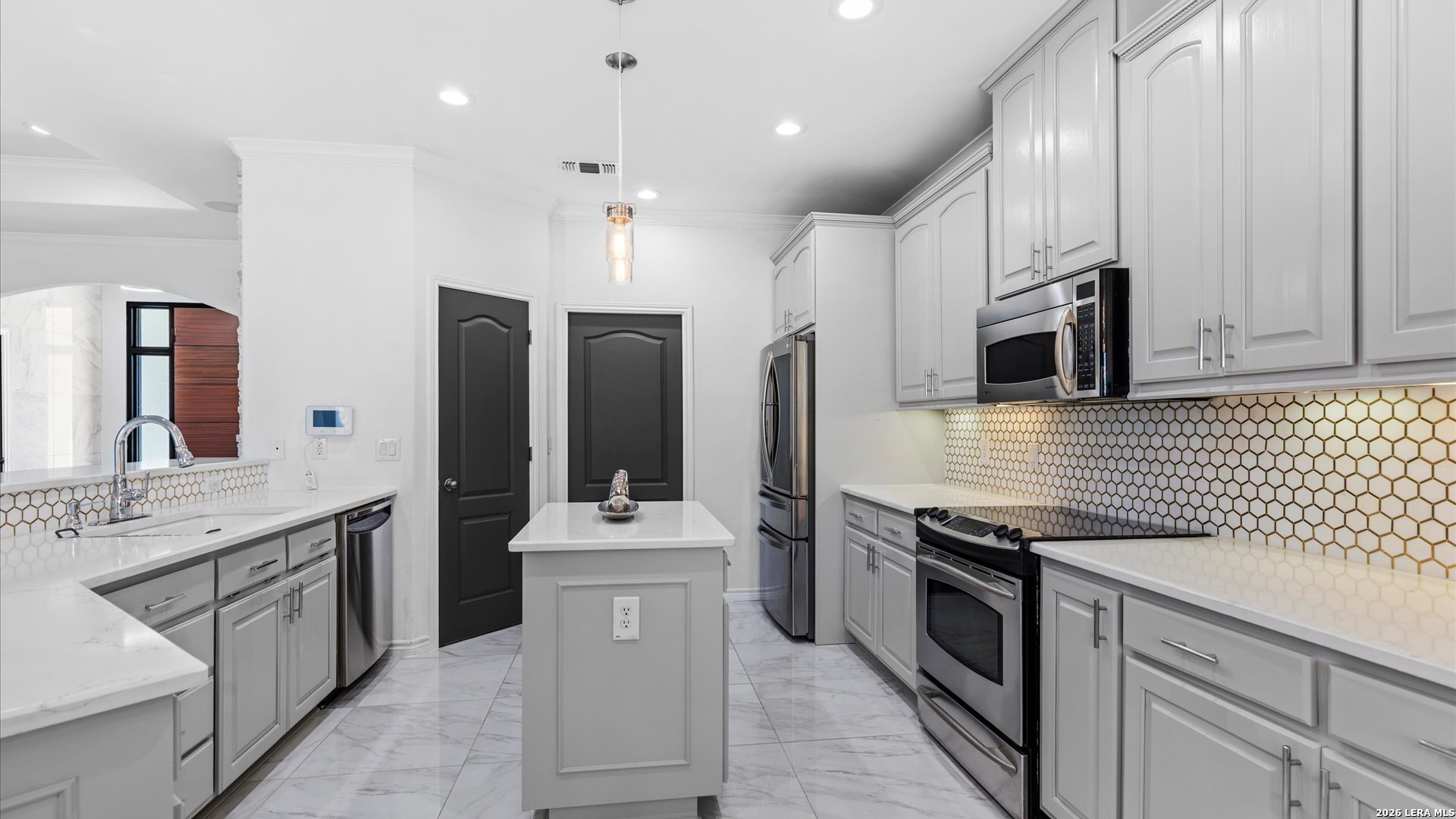 2369 N Ranch Estates New Braunfels TX 78130