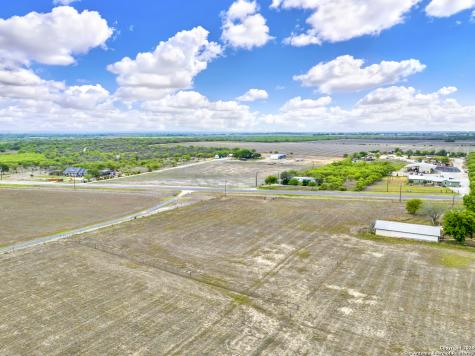 Lot 7 Cr 343 Hondo TX 78861