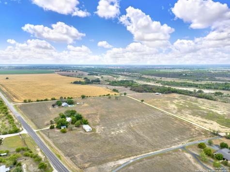 Lot 7 Cr 343 Hondo TX 78861