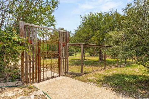 2188 Bretzke Lane New Braunfels TX 78132