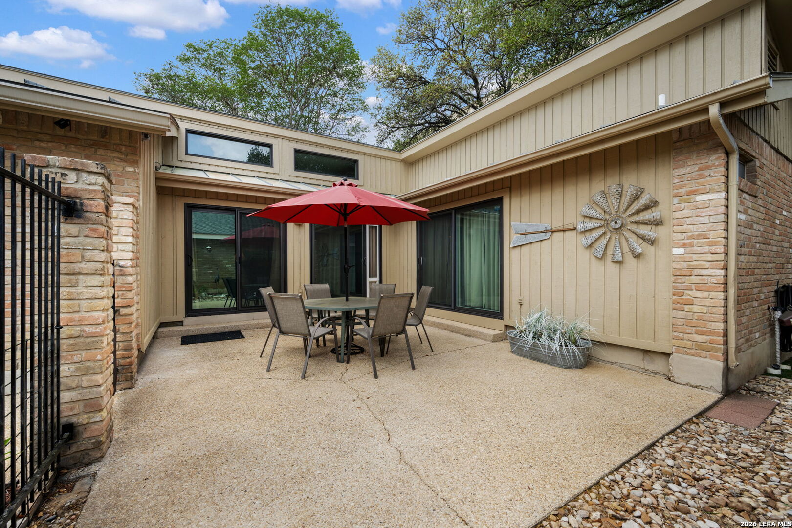 2631 Country Square San Antonio TX 78209