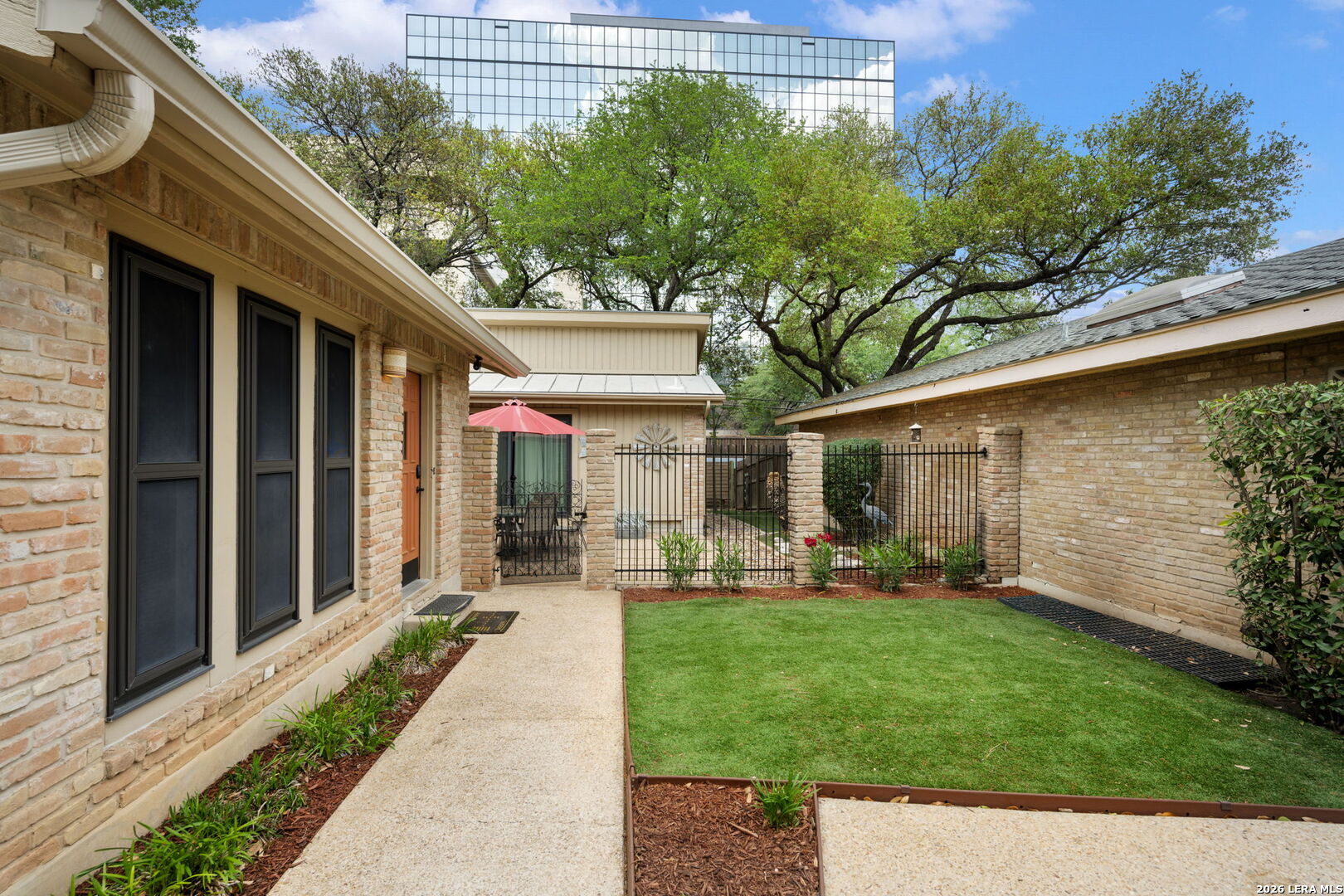 2631 Country Square San Antonio TX 78209