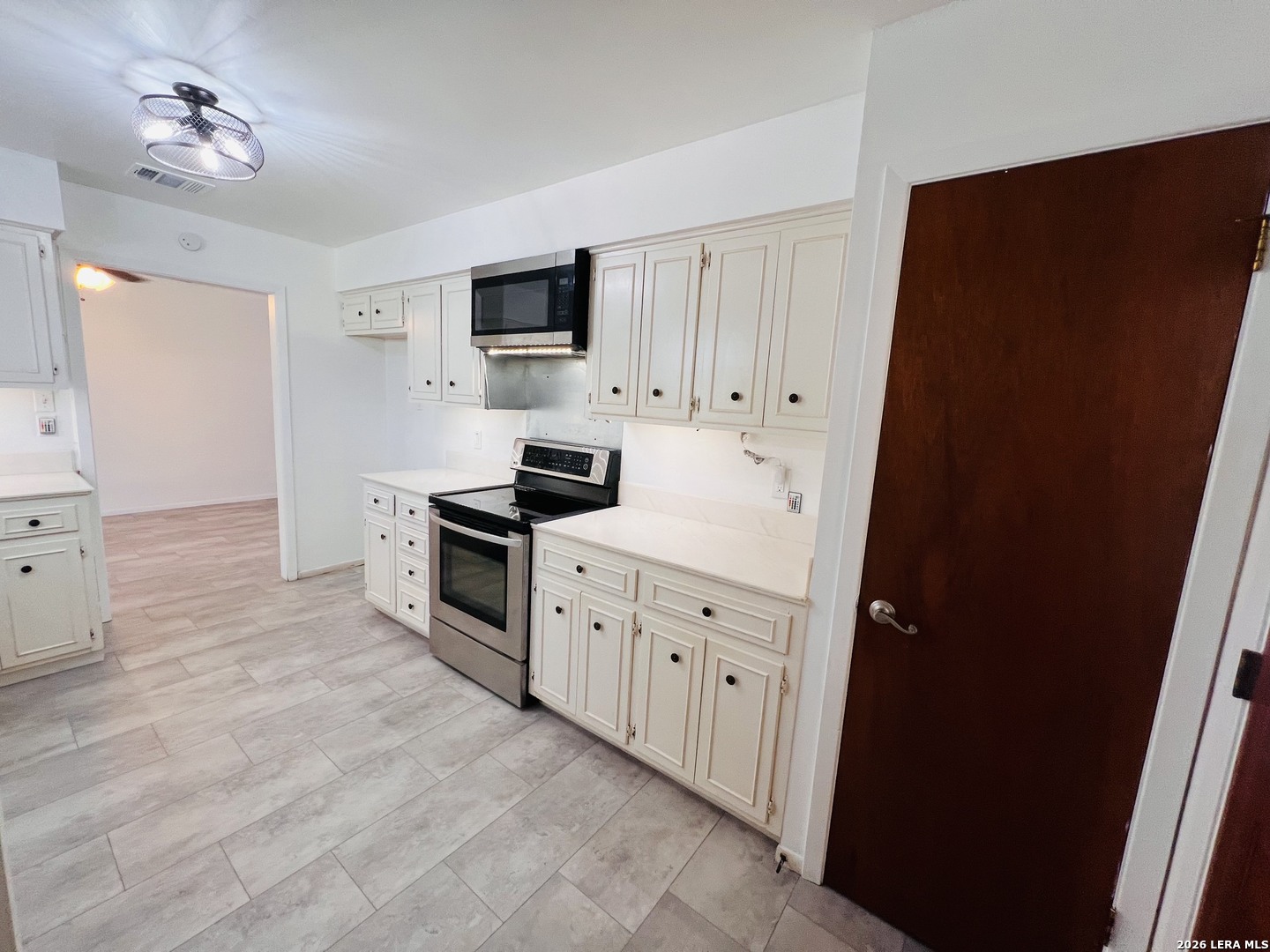101 Diamond J Road S Pipe Creek TX 78063