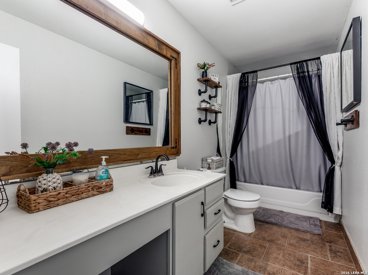 13658 Escort Drive San Antonio TX 78233
