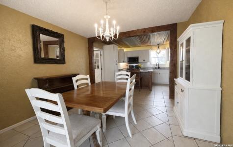 306 Flores Oaks Floresville TX 78114