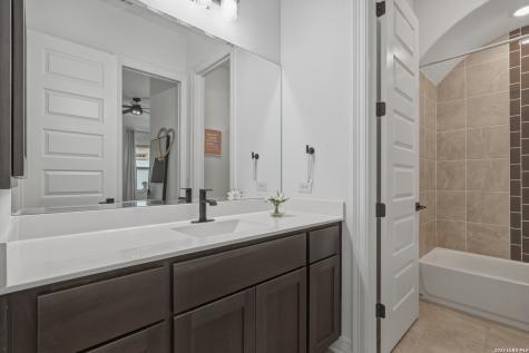2035 Buckner San Antonio TX 78253