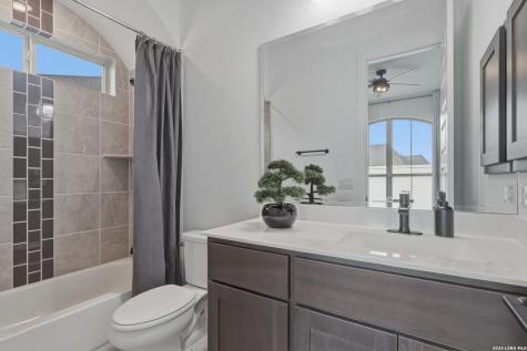 2035 Buckner San Antonio TX 78253