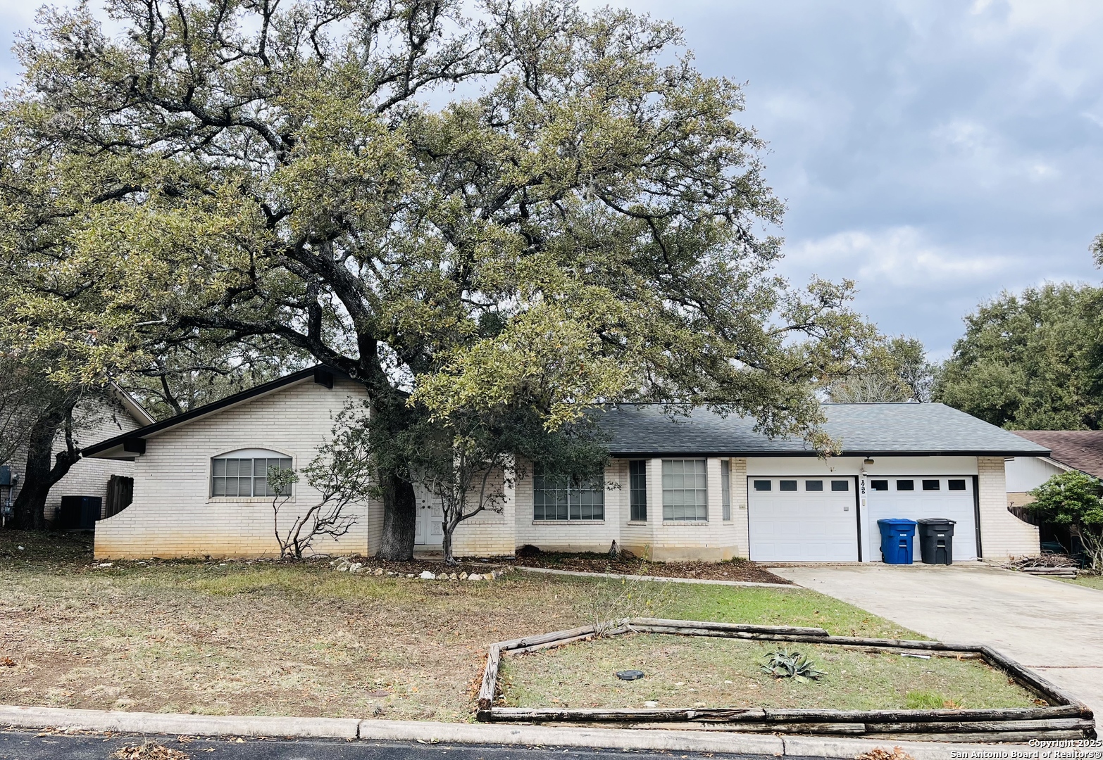 1735 Deer Run Street San Antonio TX 78232