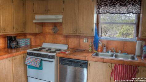 560 Pine Mountain Camp Wood TX 78833