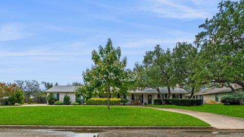 1703 Strait Lane Pleasanton TX 78064