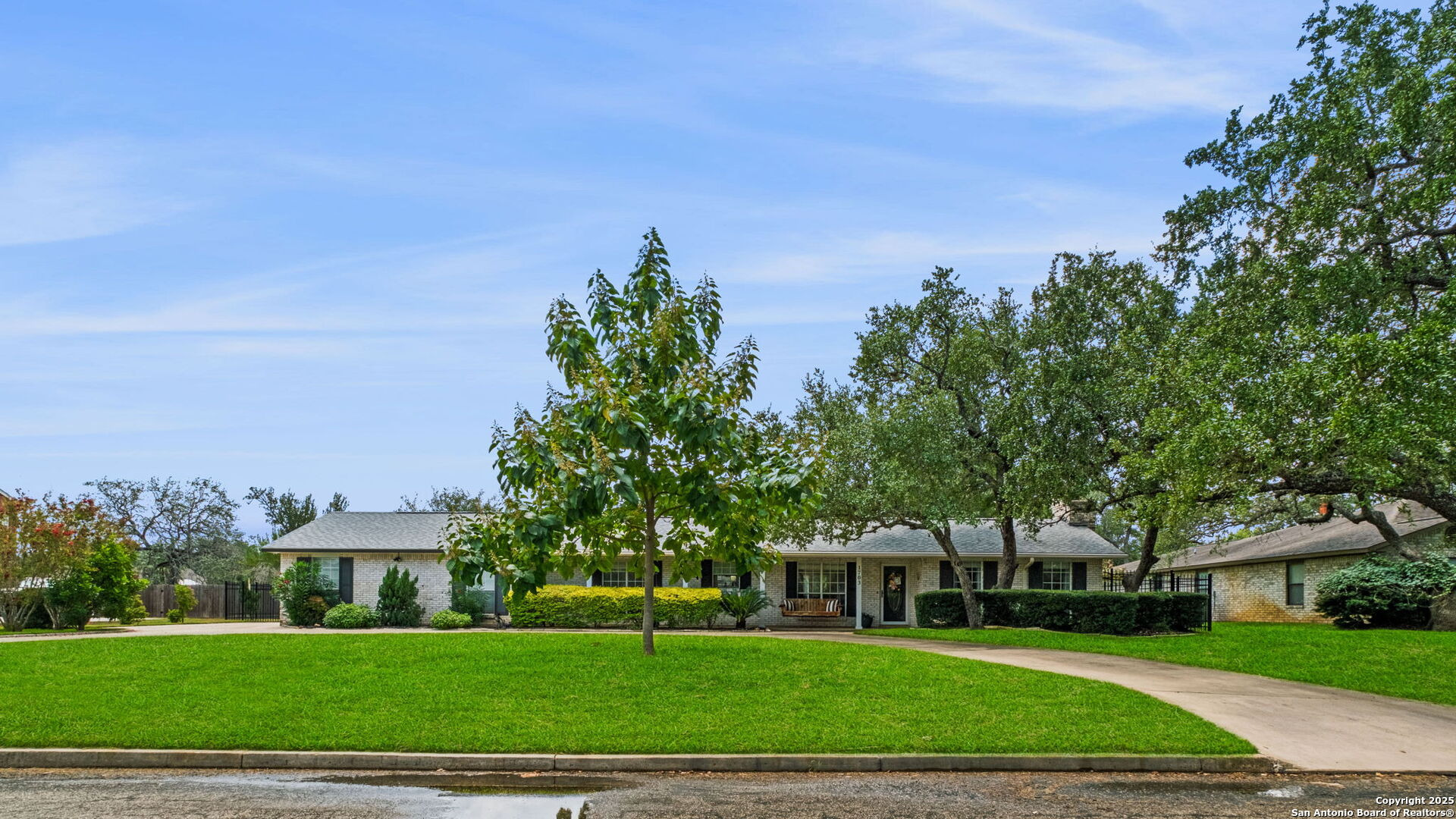 1703 Strait Lane Pleasanton TX 78064
