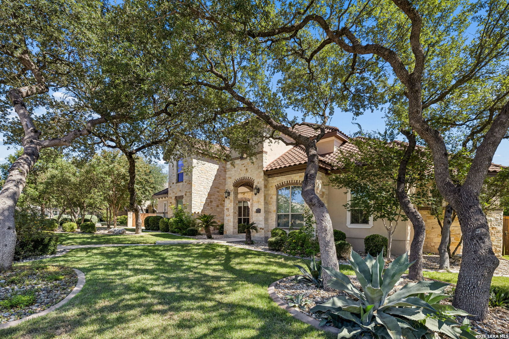 210 Persimmon Pond Shavano Park TX 78231